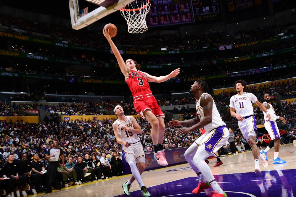 在场上的影 在场上的影