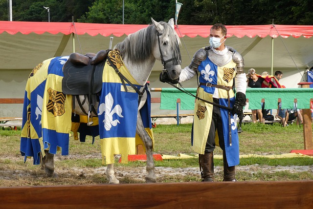 澳大利亚赛前发布会：不觉得哪个国足球员会有实质威胁，没听说过.